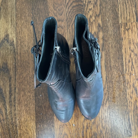 Schutz Leather Booties - Picture 3 of 4